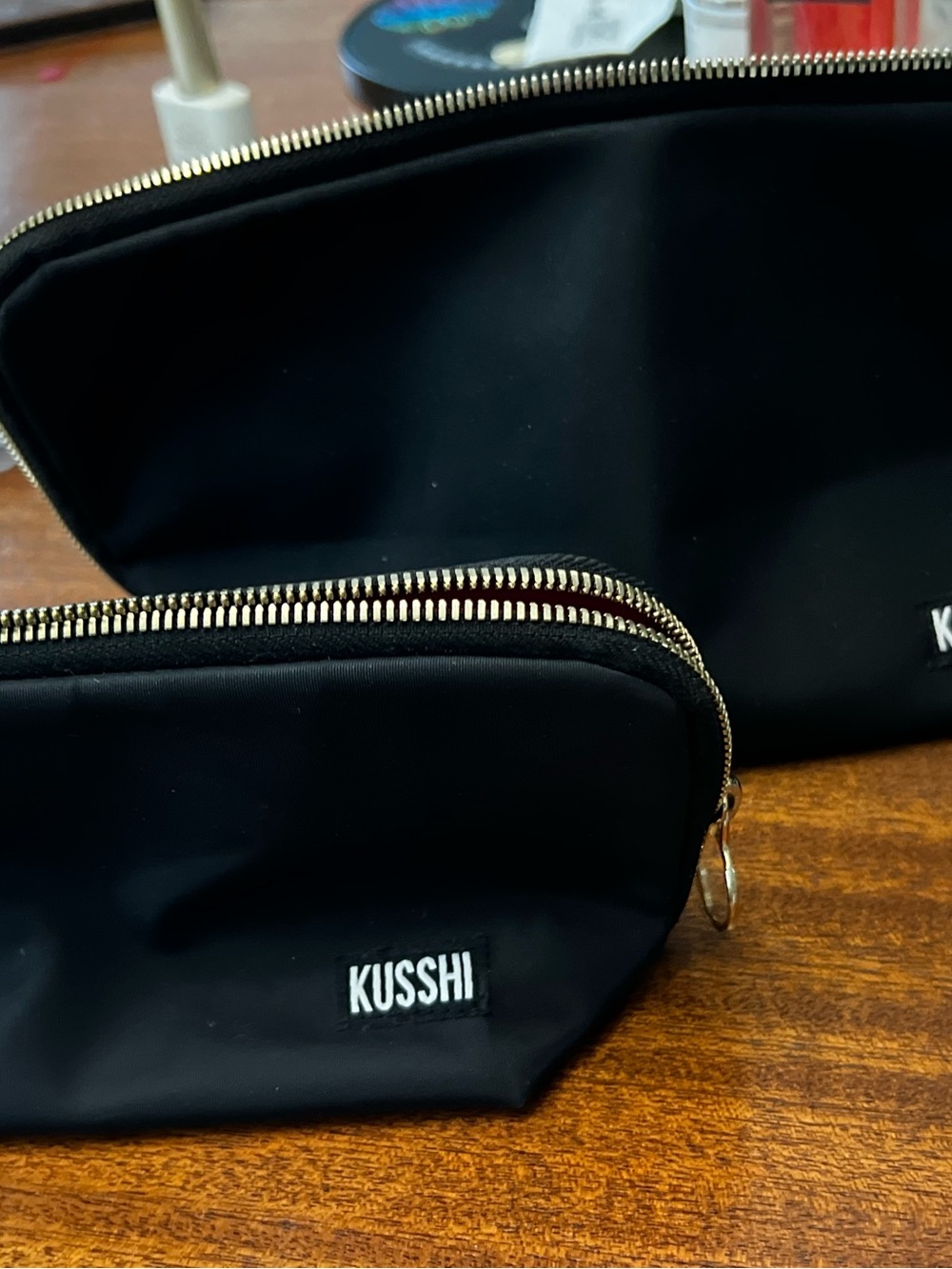 KUSSHI Woman’s 2pc Black Nylon Toiletry Pouches